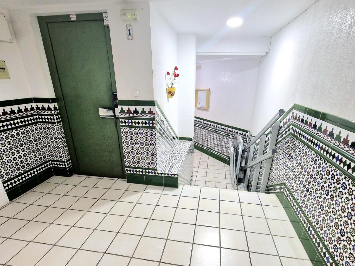 Cozy Apartment With Sea View Torrevieja Exterior photo